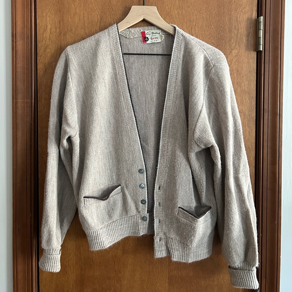 ‼️ Vintage Cozy Knit Cardigan